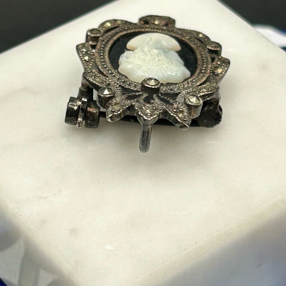 Vintage 925 Sterling silver Left Facing Cameo brooch pendant pin #394 MOP onyx - Picture 3 of 11